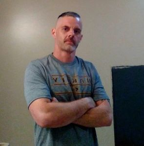 Meet your Posher, Travis